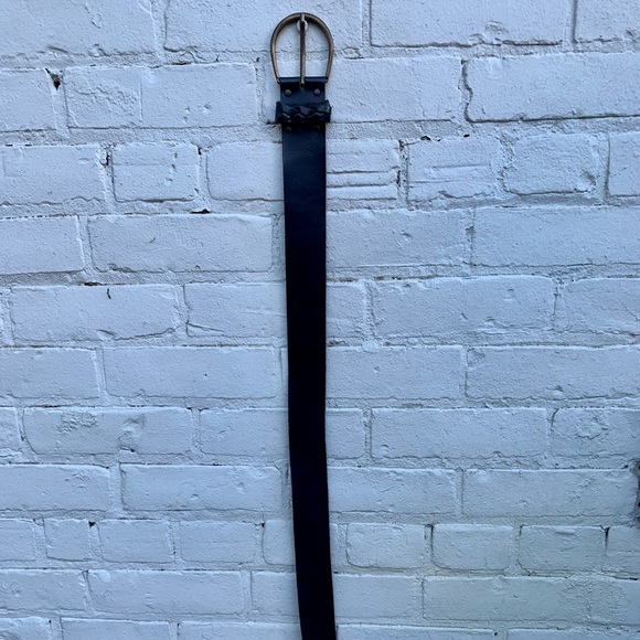 ✨Free Add-On✨ H&M Divided Belt - Picture 2 of 4